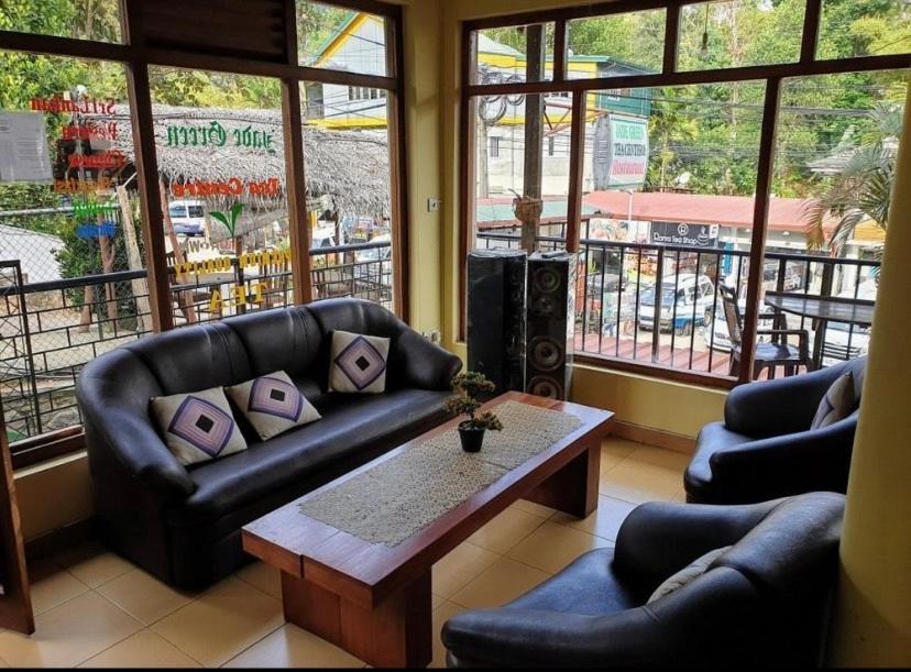 Jade Green Rest Inn Элла Экстерьер фото