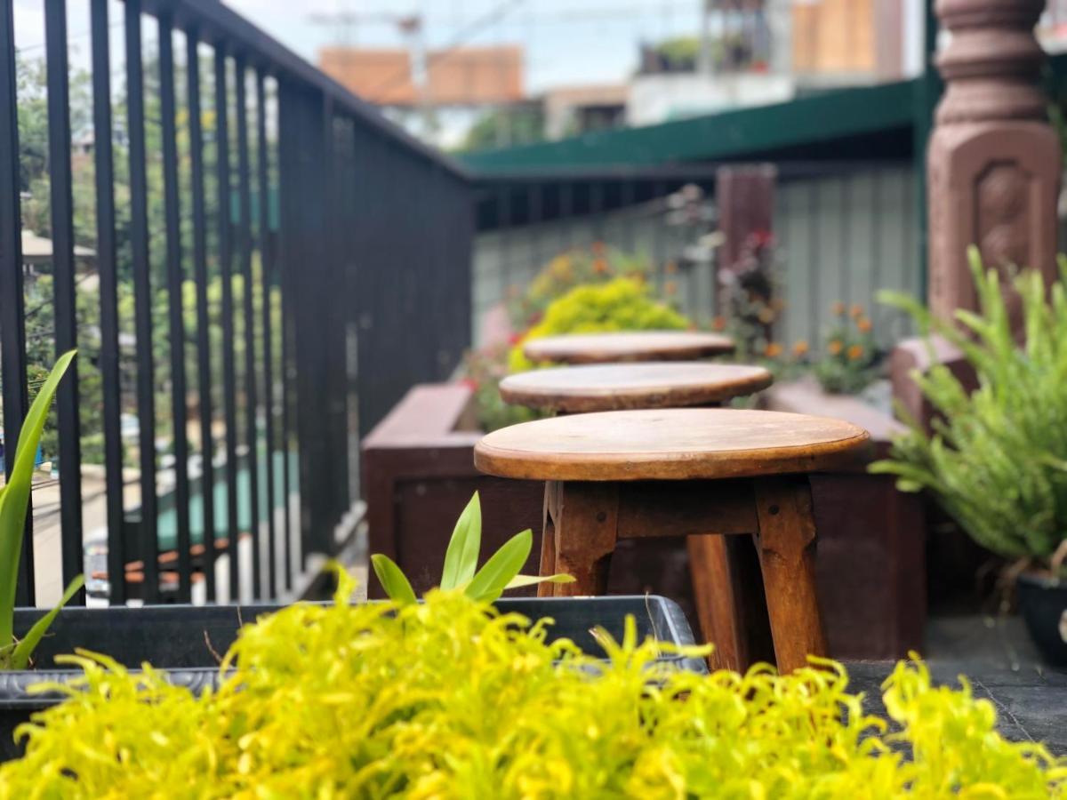Jade Green Rest Inn Элла Экстерьер фото